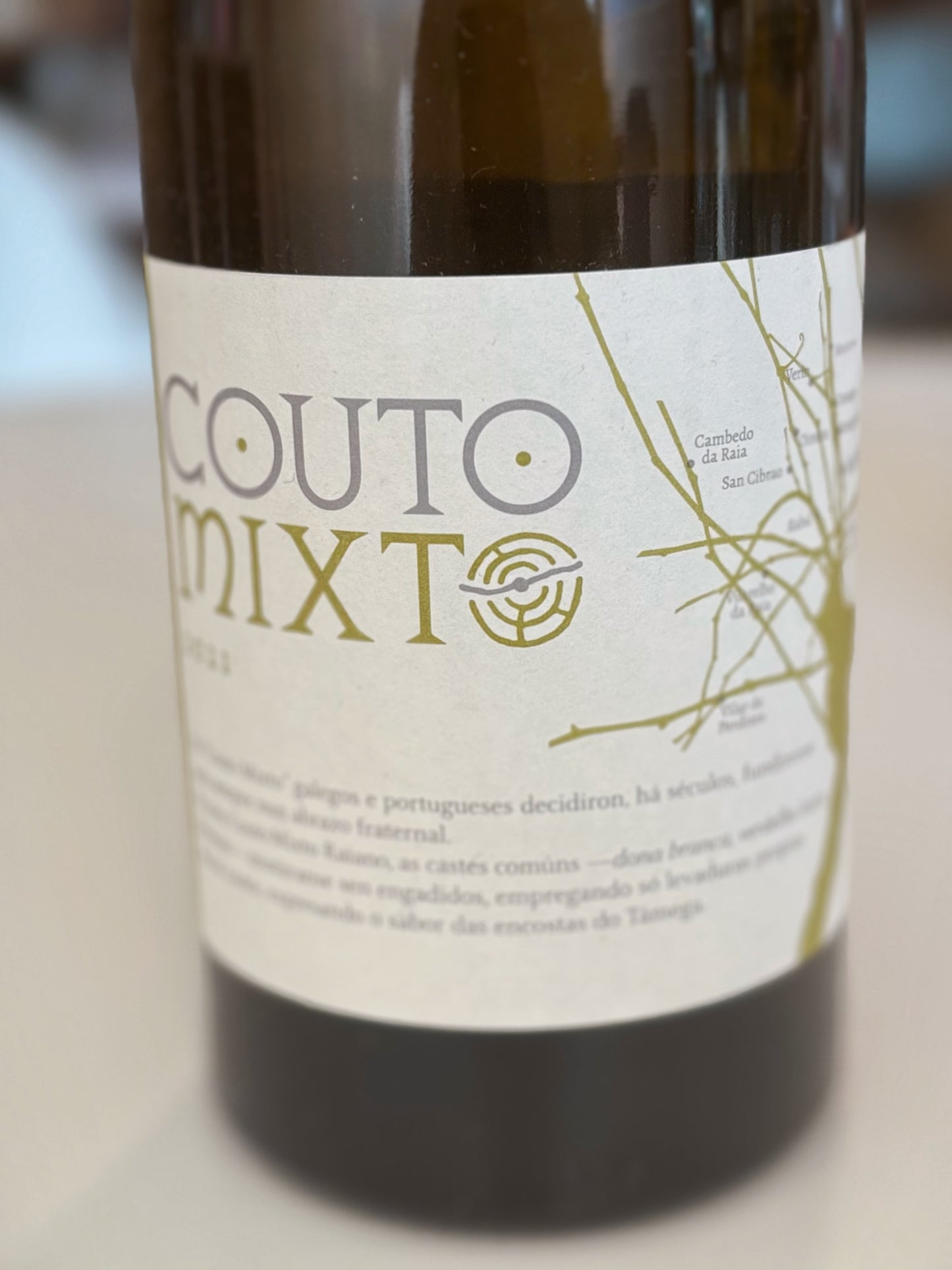 Couto Mixto Blanco Spanish White Wine 2021